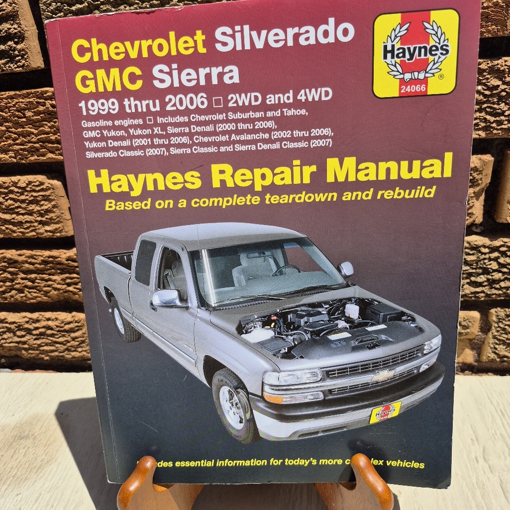 Haynes Repair Manual Chevrolet Silverado GMC Sierra 1999-2006 2WD-4WD